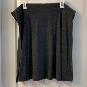 Old Navy maternity foldover yoga skirt Large gray